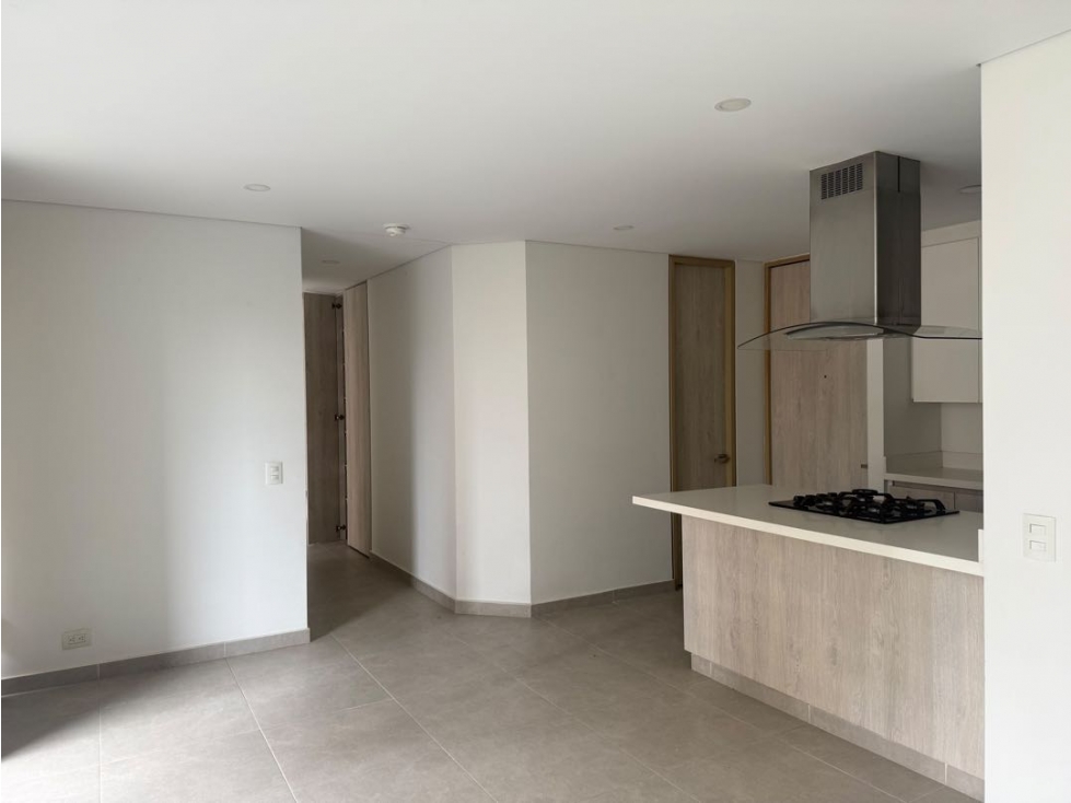 Apartamento en venta en Envigado Las Brujas | 80 m²