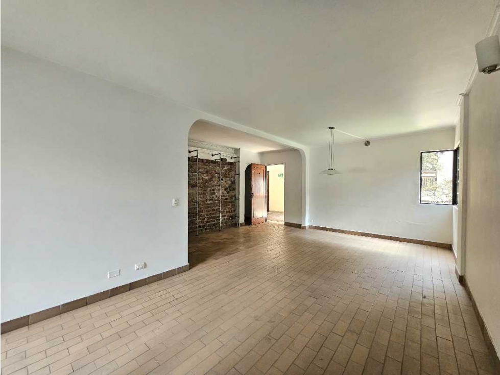 Apartamento en venta en Envigado Sector Jardines/Otraparte — foto 2
