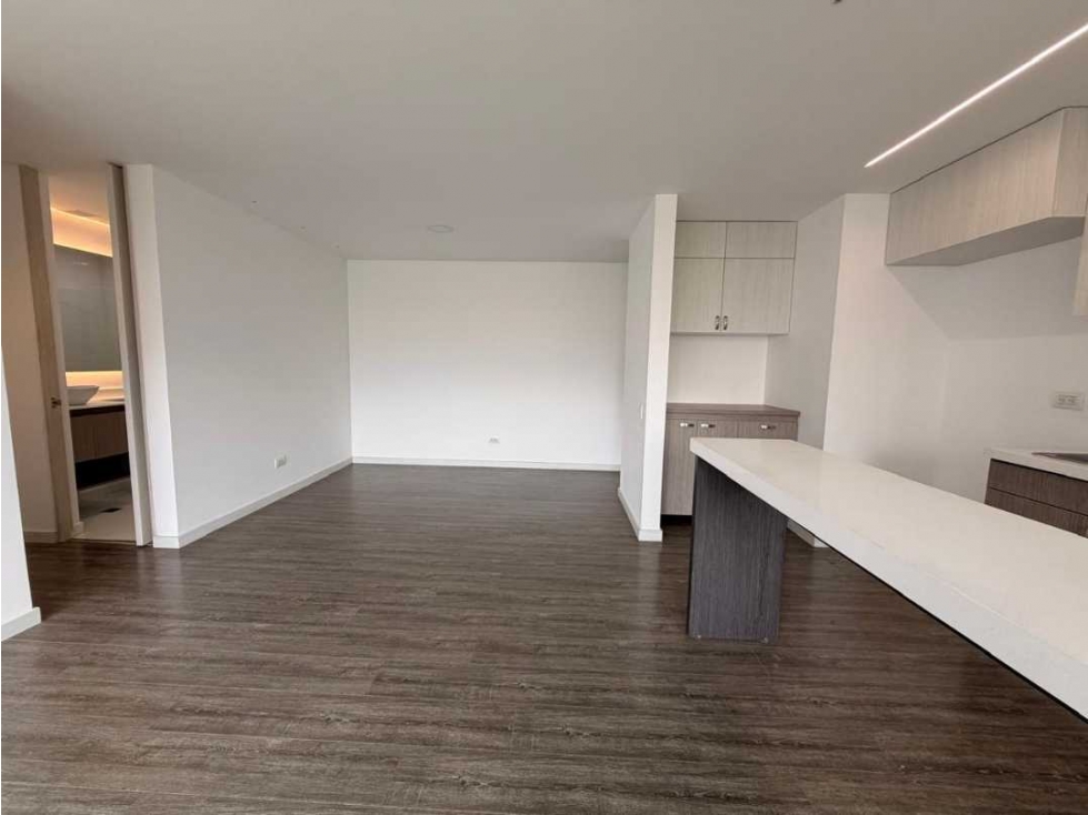 Apartamento en venta en Itagui, sector Suramérica — foto 3