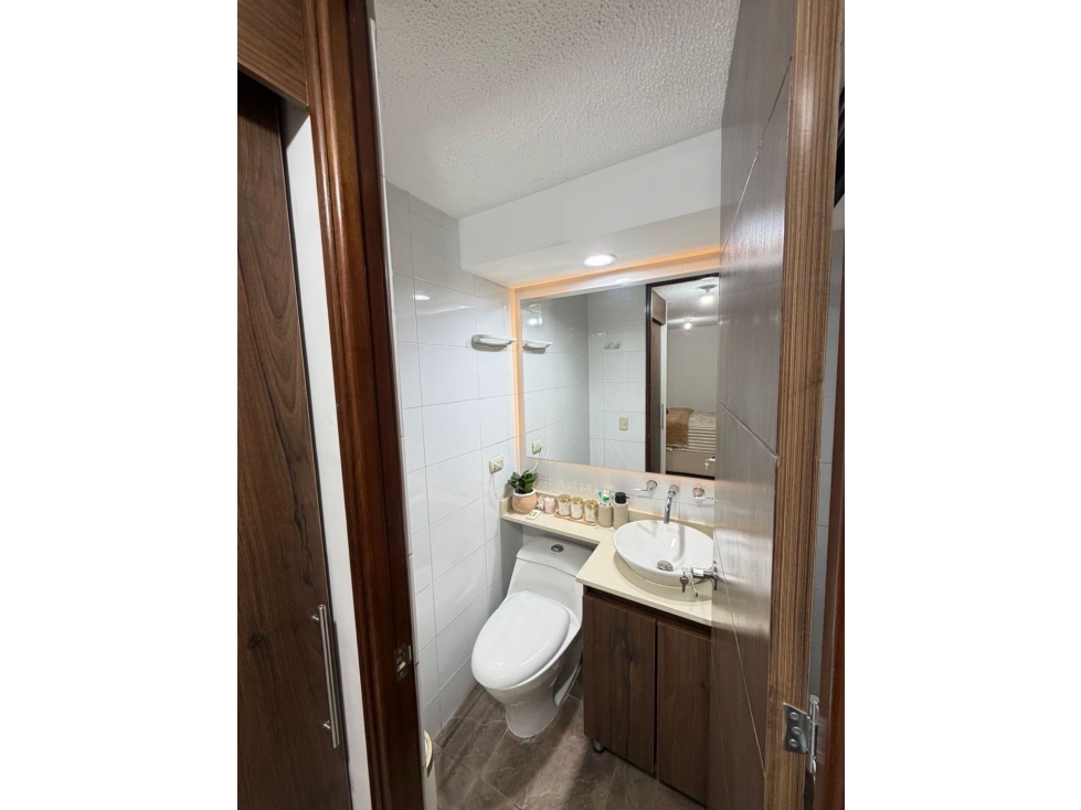APARTAMENTO EN VENTA EN LA ALMERÍA, CERCA A LA CASTELLANA — foto 5