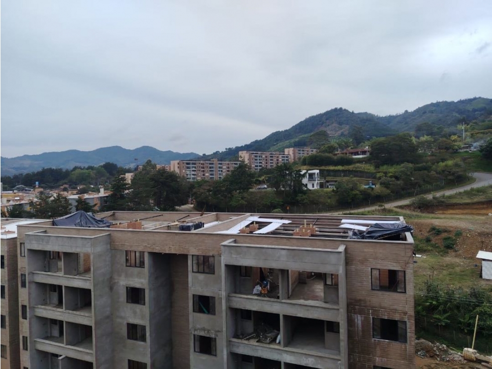 Apartamento en venta en La Ceja - 4