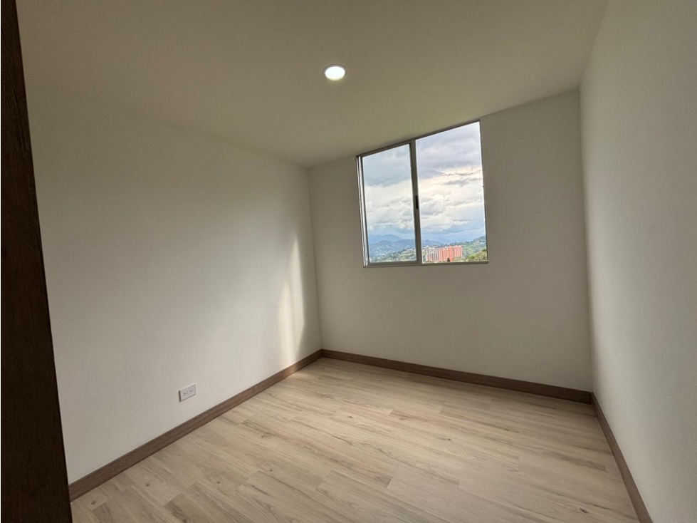 Apartamento en Venta en La Estrella - Ferreria $439 Millones COP — foto 5