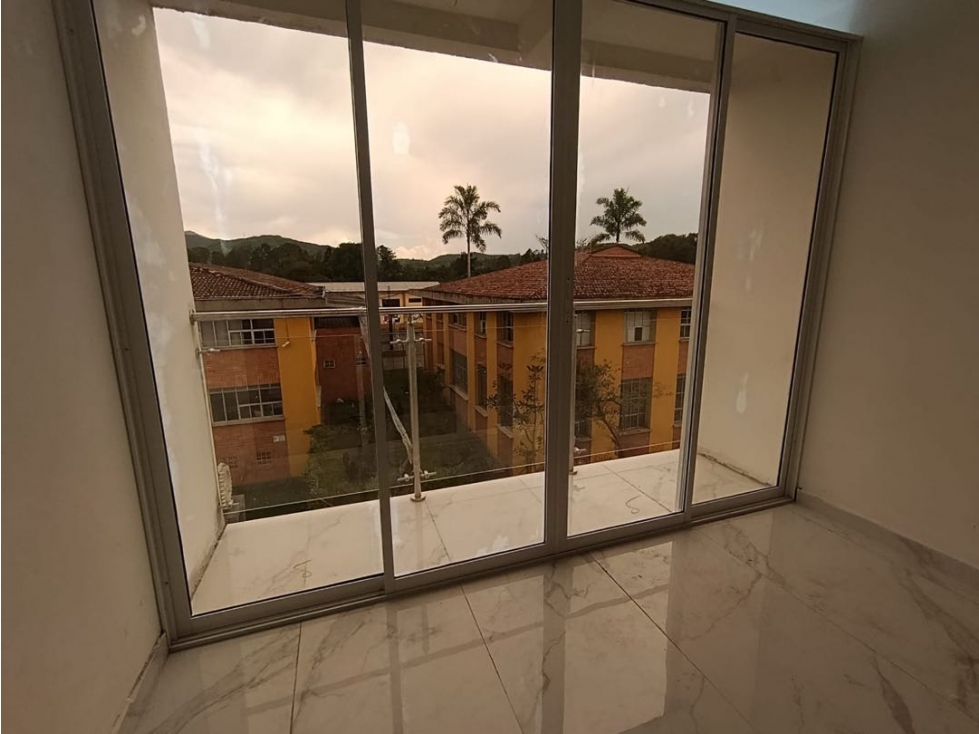 Apartamento en venta en La Hermosa-Santa Rosa de Cabal — foto 3