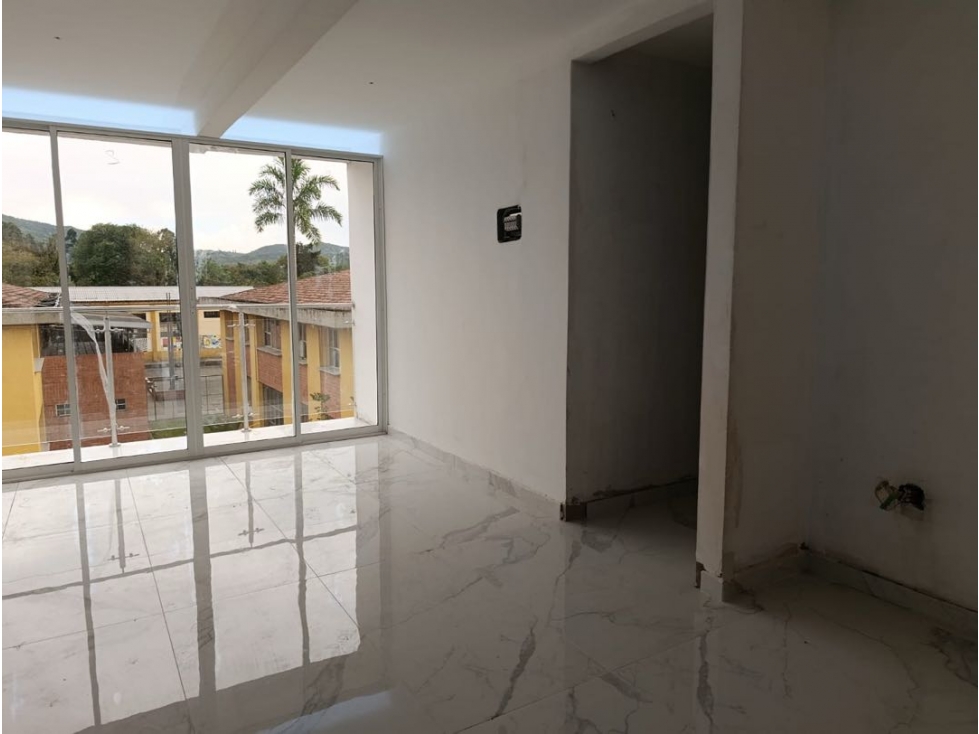 Apartamento en venta en La Hermosa-Santa Rosa de Cabal — foto 4