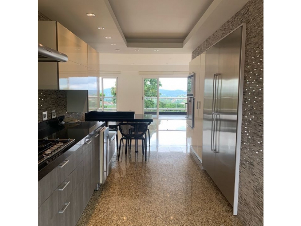 Apartamento en venta en La Lagunita, El Hatillo, en calle cerrada - 12