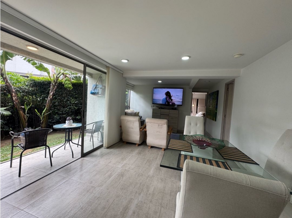 Apartamento en venta en la loma de los bernal