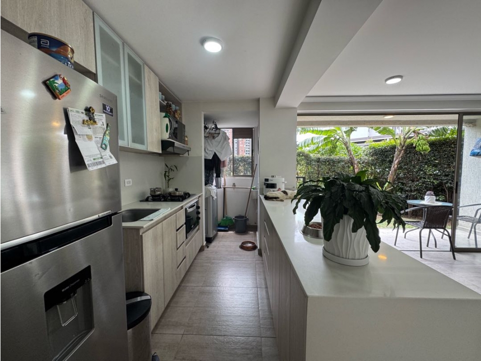 Apartamento en venta en la loma de los bernal — foto 2