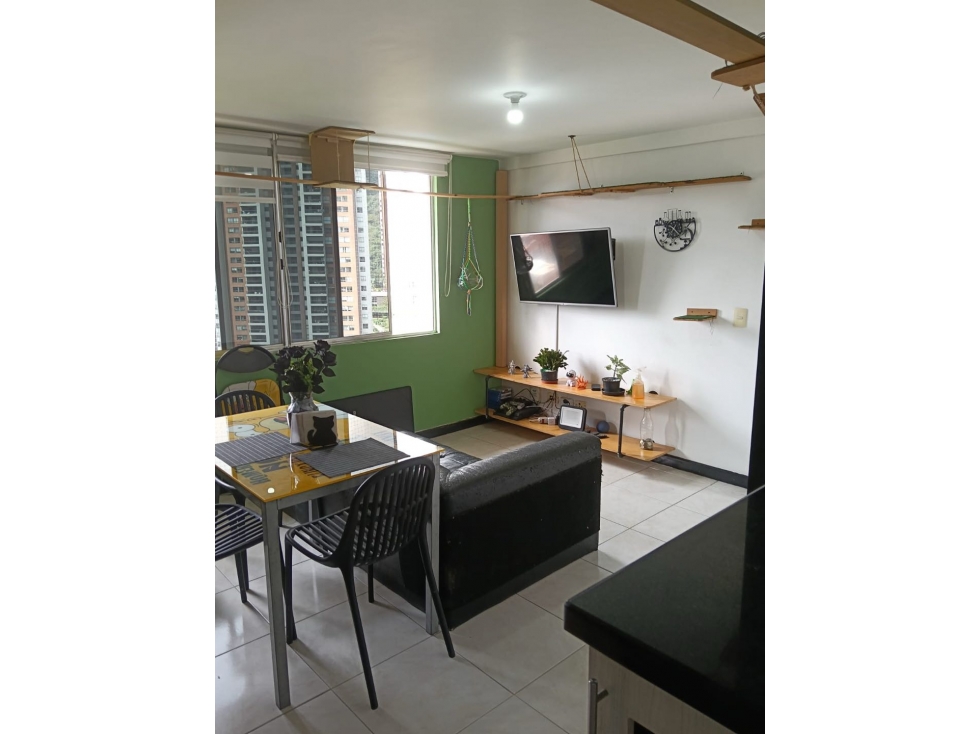 APARTAMENTO EN VENTA EN LA LOMA DE LOS BERNAL