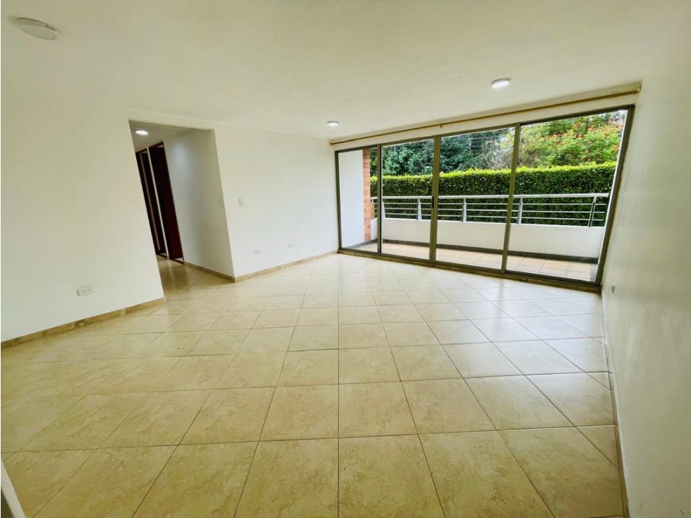 Apartamento en venta en la Loma de los Bernal — foto 4