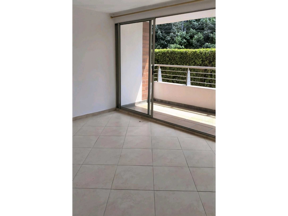 Apartamento En Venta En La Loma De Los Bernal — foto 3