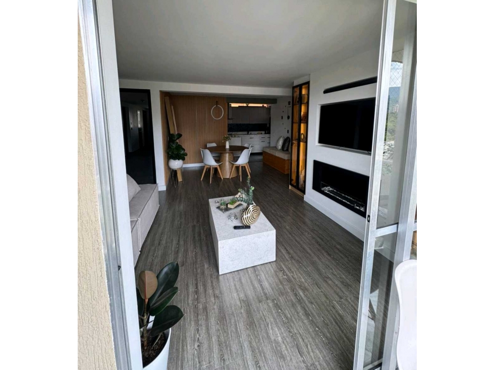 Apartamento En Venta En La Loma De Los Bernal — foto 2