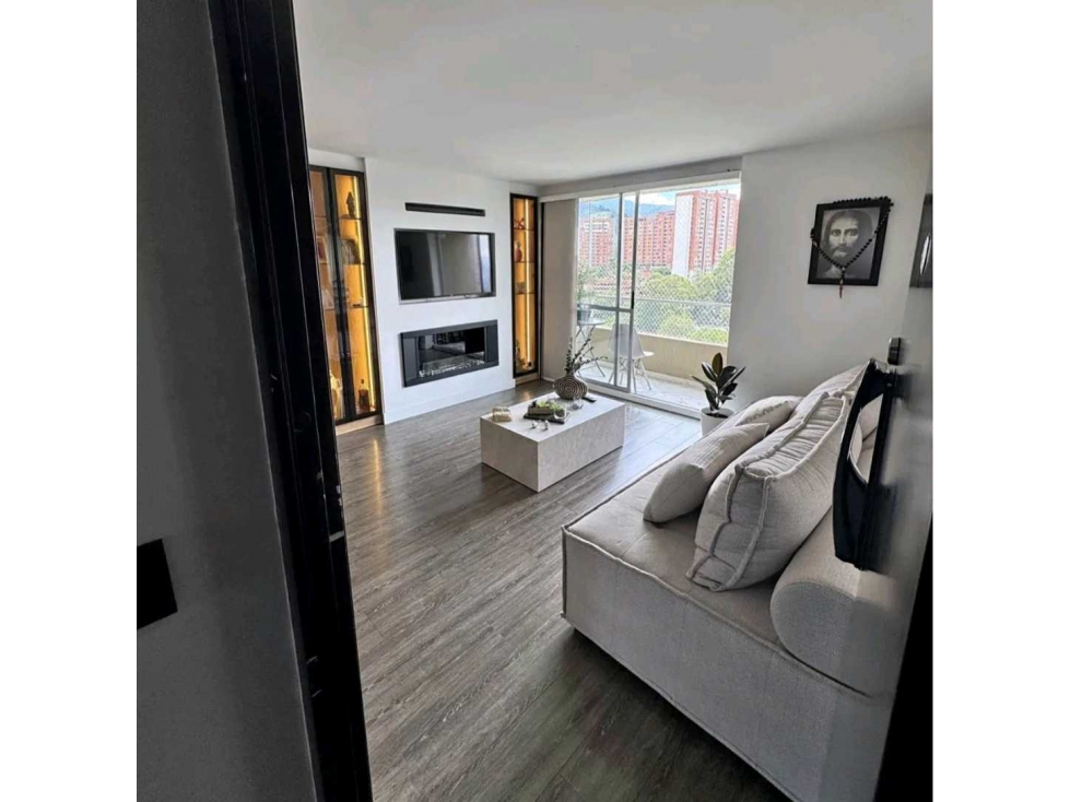 Apartamento En Venta En La Loma De Los Bernal — foto 3