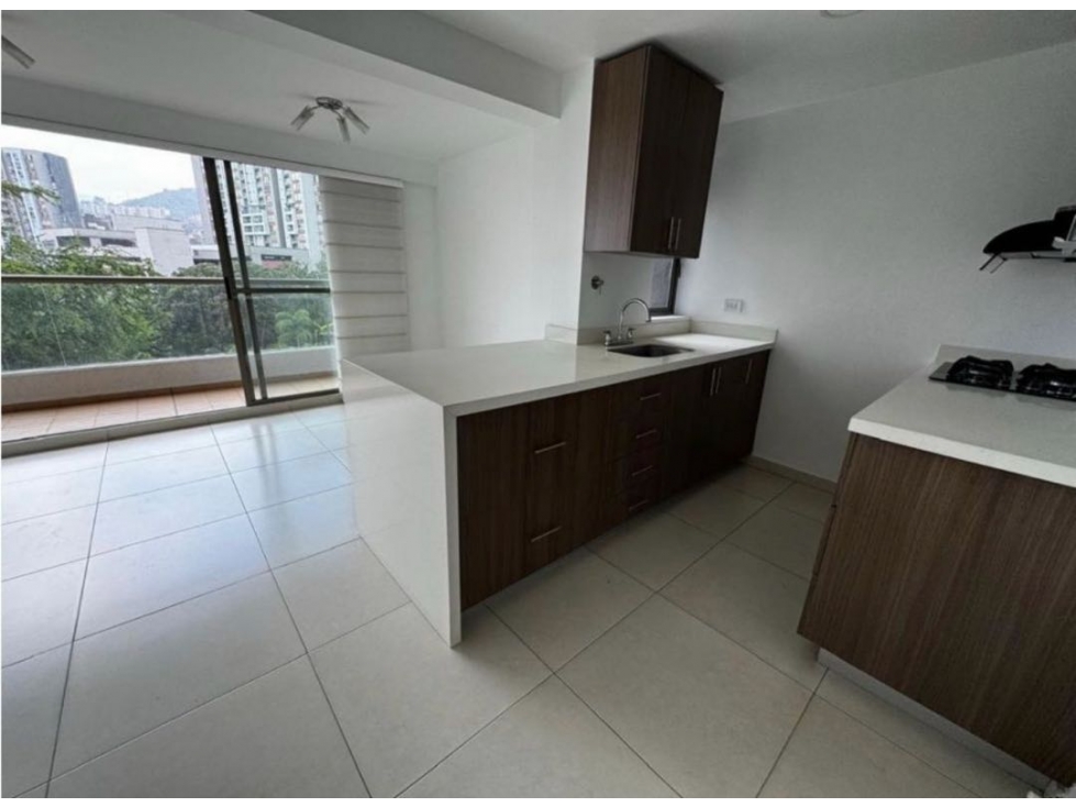 Apartamento en venta en la loma de los bernal