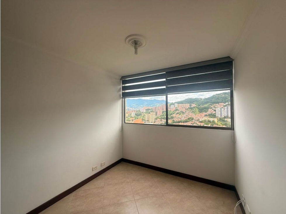 APARTAMENTO EN VENTA EN LA LOMA DE LOS BERNAL . — foto 6