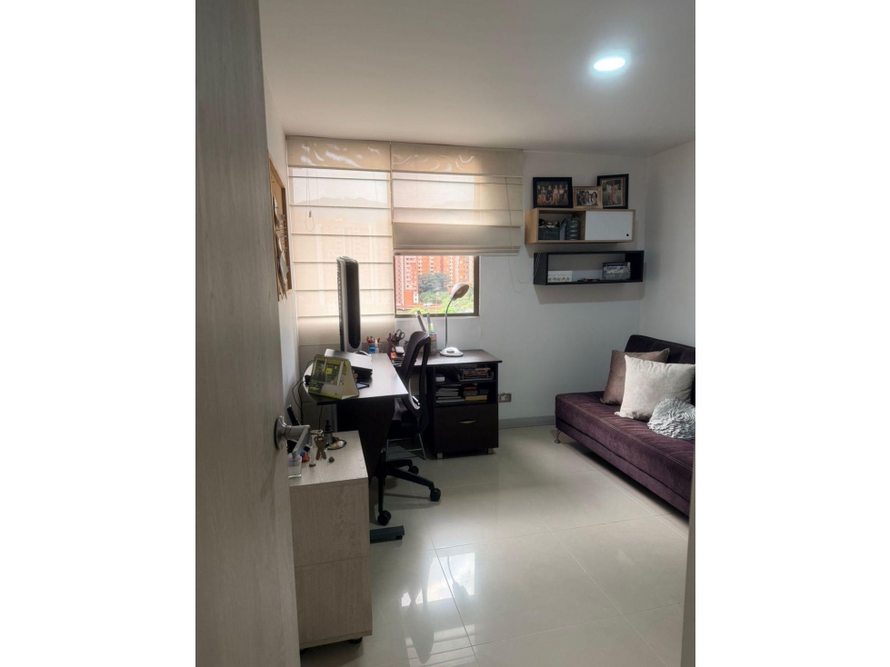 APARTAMENTO EN VENTA EN LA LOMA DE LOS BERNAL — foto 5