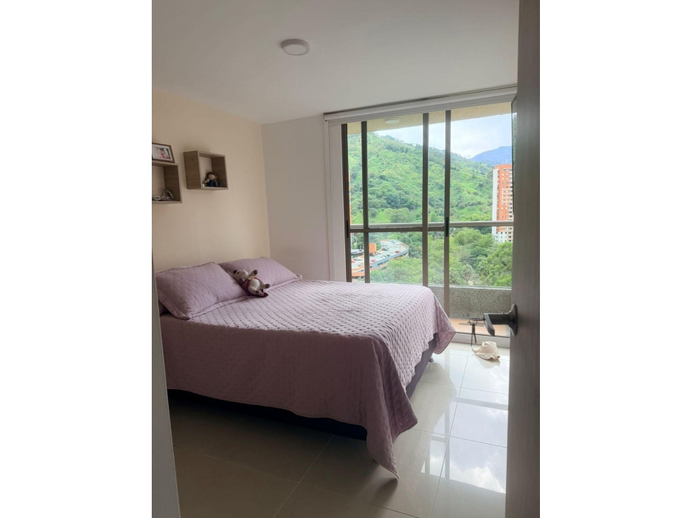 APARTAMENTO EN VENTA EN LA LOMA DE LOS BERNAL — foto 6