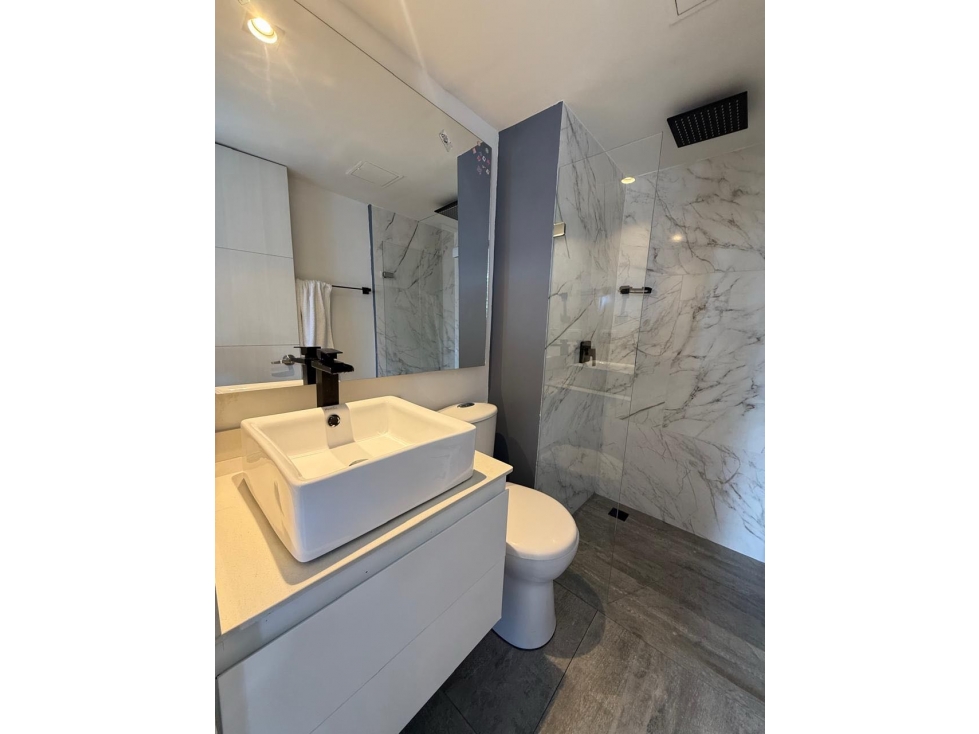 APARTAMENTO EN VENTA EN LA LOMA DE LOS BERNAL — foto 6