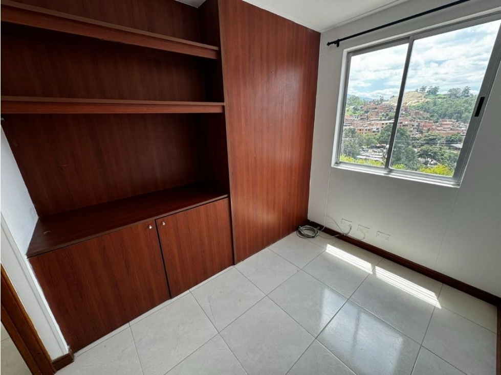 APARTAMENTO EN VENTA EN LA LOMA DE LOS BERNAL — foto 6