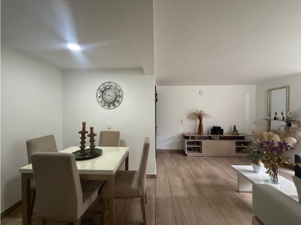 APARTAMENTO EN VENTA EN LA LOMA DE LOS BERNAL — foto 6