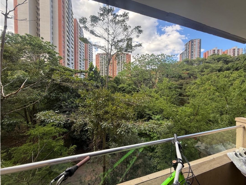 APARTAMENTO EN VENTA EN LA LOMA DE LOS BERNAL — foto 5