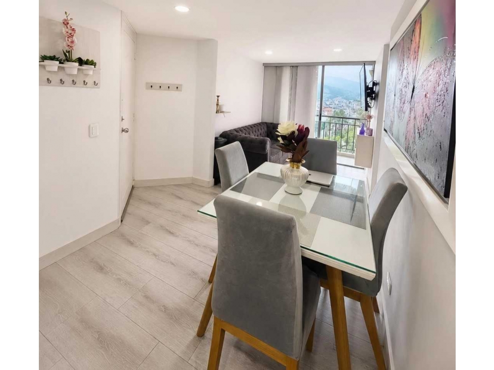 Apartamento En Venta En La Loma Del Indio