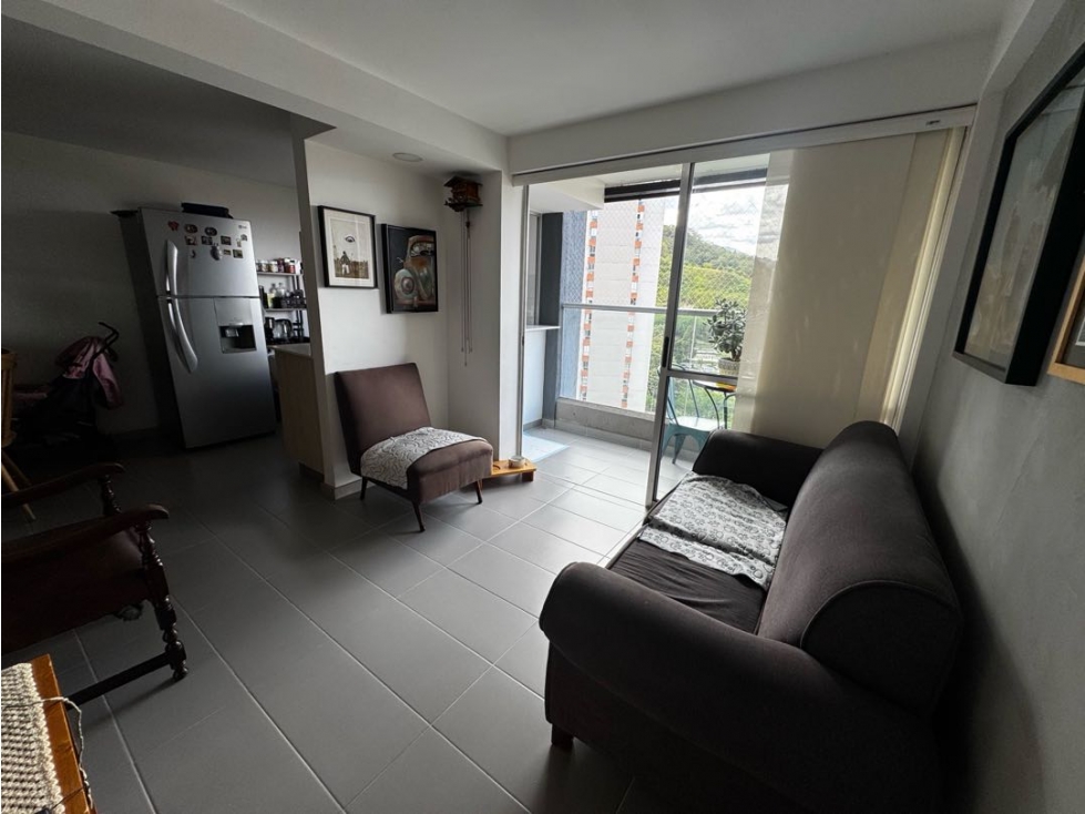 APARTAMENTO EN VENTA EN LA LOMA DE LOS BERNAL — foto 4