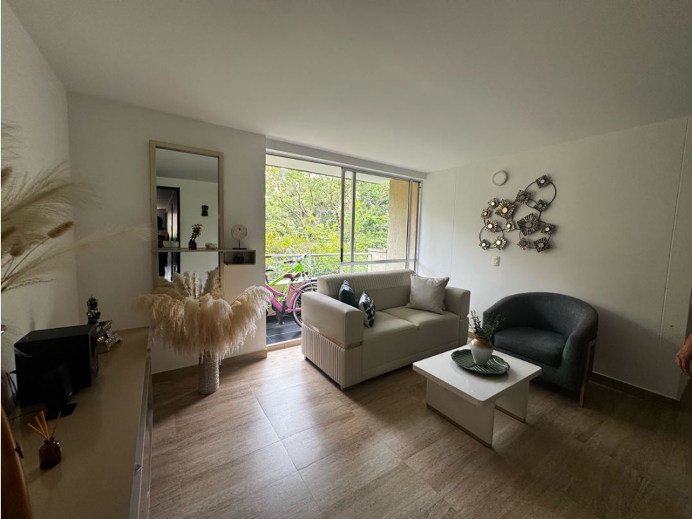 APARTAMENTO EN VENTA EN LA LOMA DE LOS BERNAL