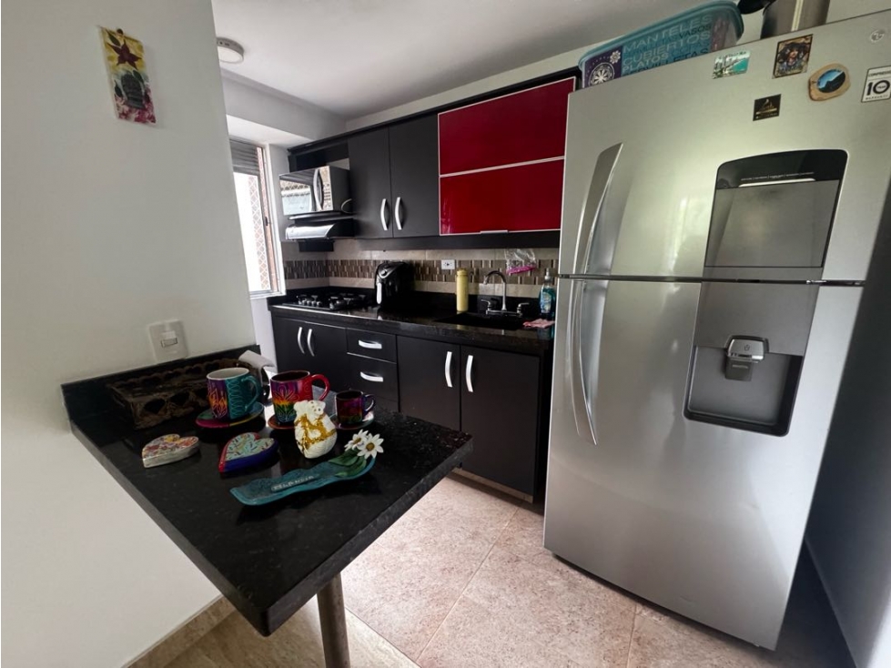 APARTAMENTO EN VENTA EN LA LOMA DE LOS BERNAL — foto 2