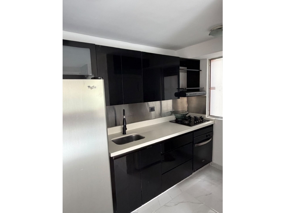 APARTAMENTO EN VENTA EN LA LOMA DE LOS BERNAL - 4