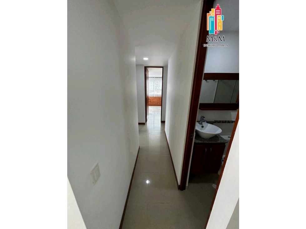 APARTAMENTO EN VENTA, EN LA UNIDAD PARQUES DE SANTA CATALINA MEDELLÍN