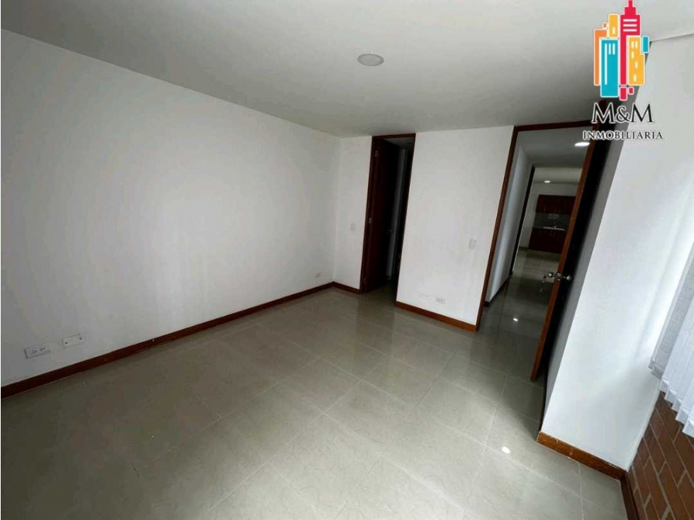 APARTAMENTO EN VENTA, EN LA UNIDAD PARQUES DE SANTA CATALINA MEDELLÍN — foto 2