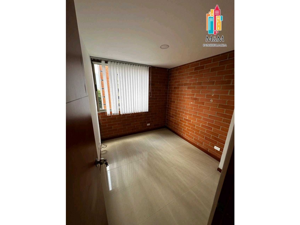 APARTAMENTO EN VENTA, EN LA UNIDAD PARQUES DE SANTA CATALINA MEDELLÍN — foto 4