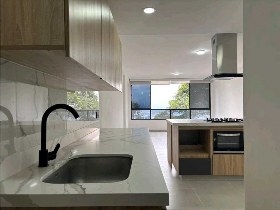 APARTAMENTO EN VENTA EN EL POBLADO — foto 2