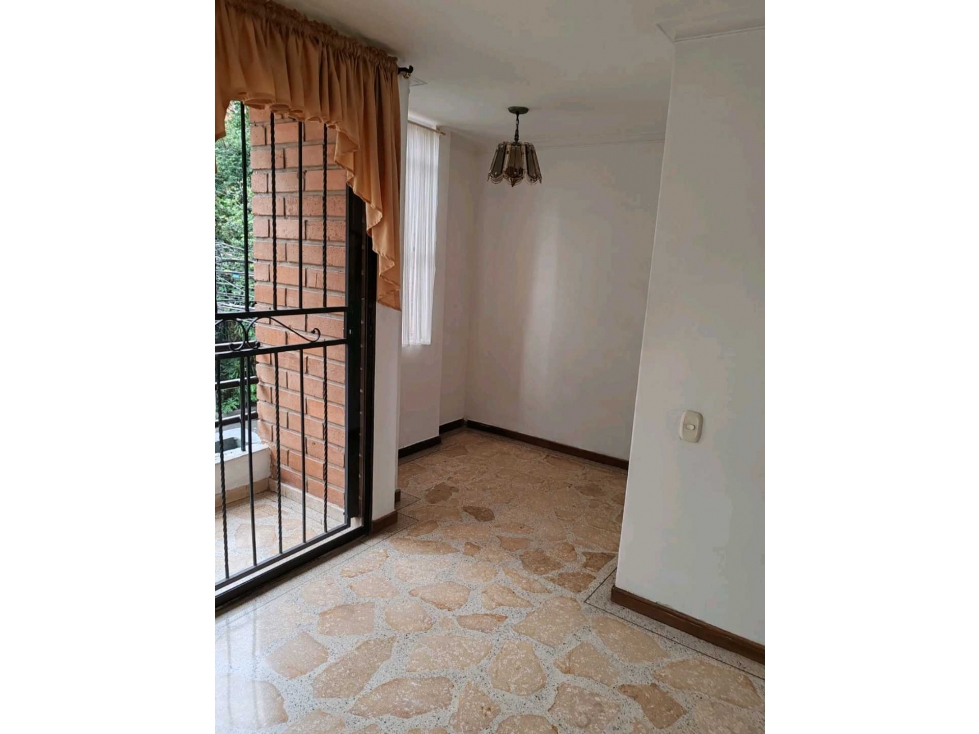 Apartamento En Venta En Laureles — foto 4