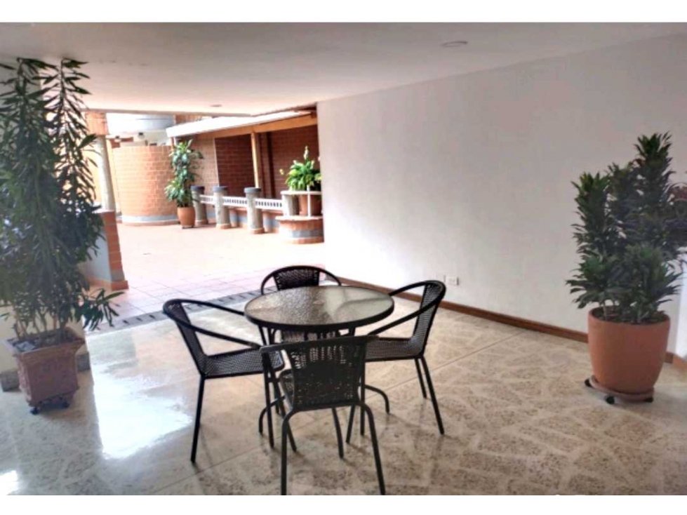APARTAMENTO EN VENTA EN LAURELES MEDELLIN ANTIOQUIA — foto 4