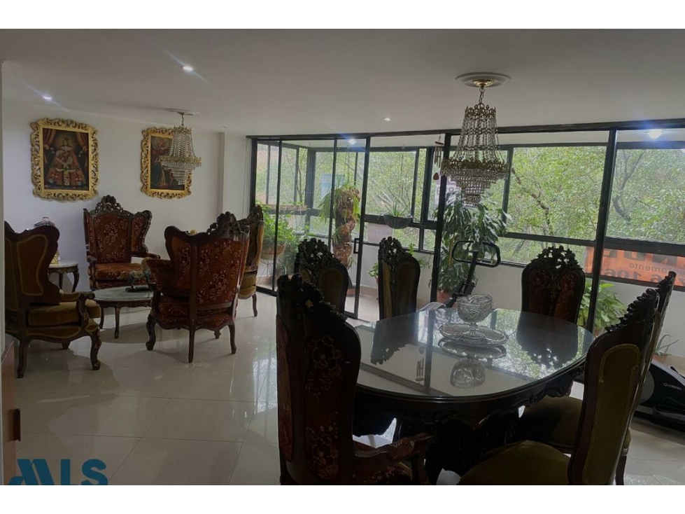 Apartamento en venta en Laureles, Medellín