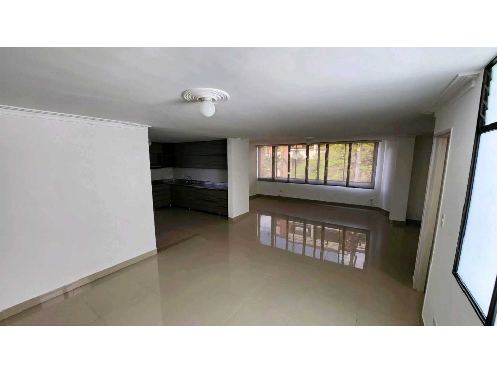 Apartamento En Venta En Laureles — foto 2
