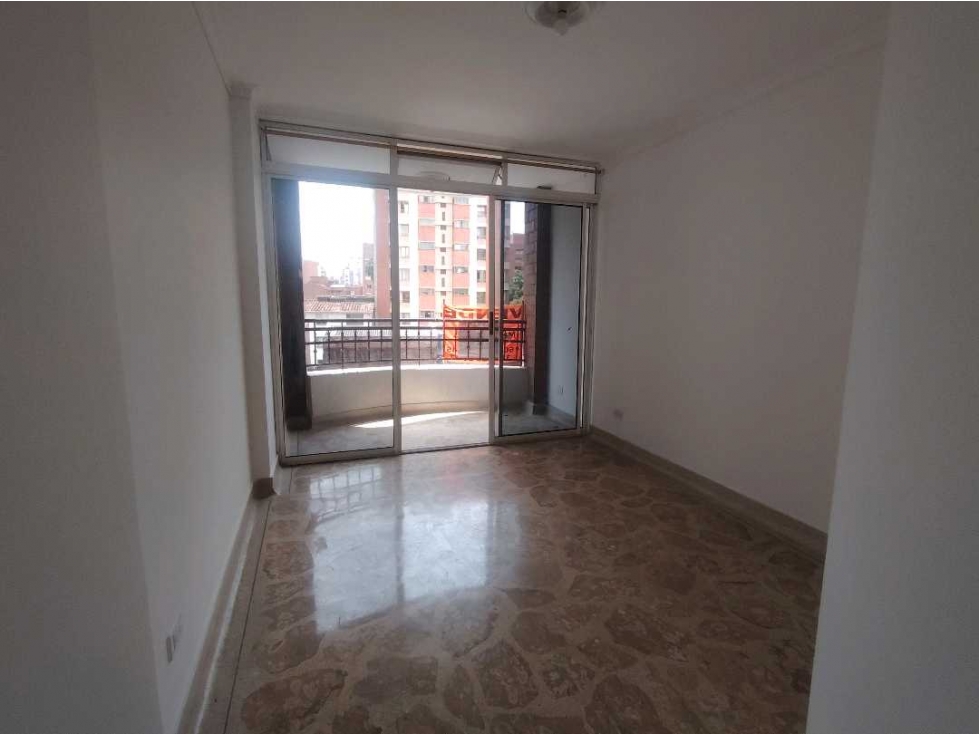 Apartamento En Venta En Laureles