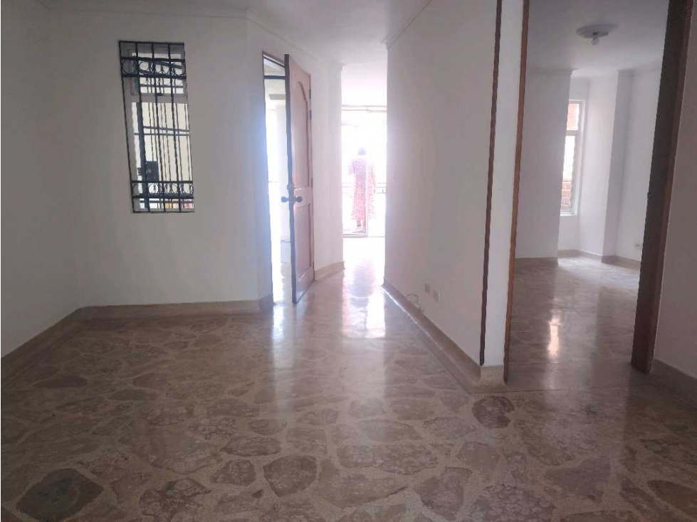 Apartamento En Venta En Laureles — foto 2