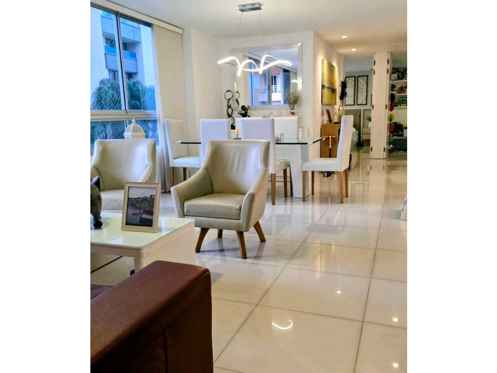 Apartamento En Venta En Laureles — foto 2