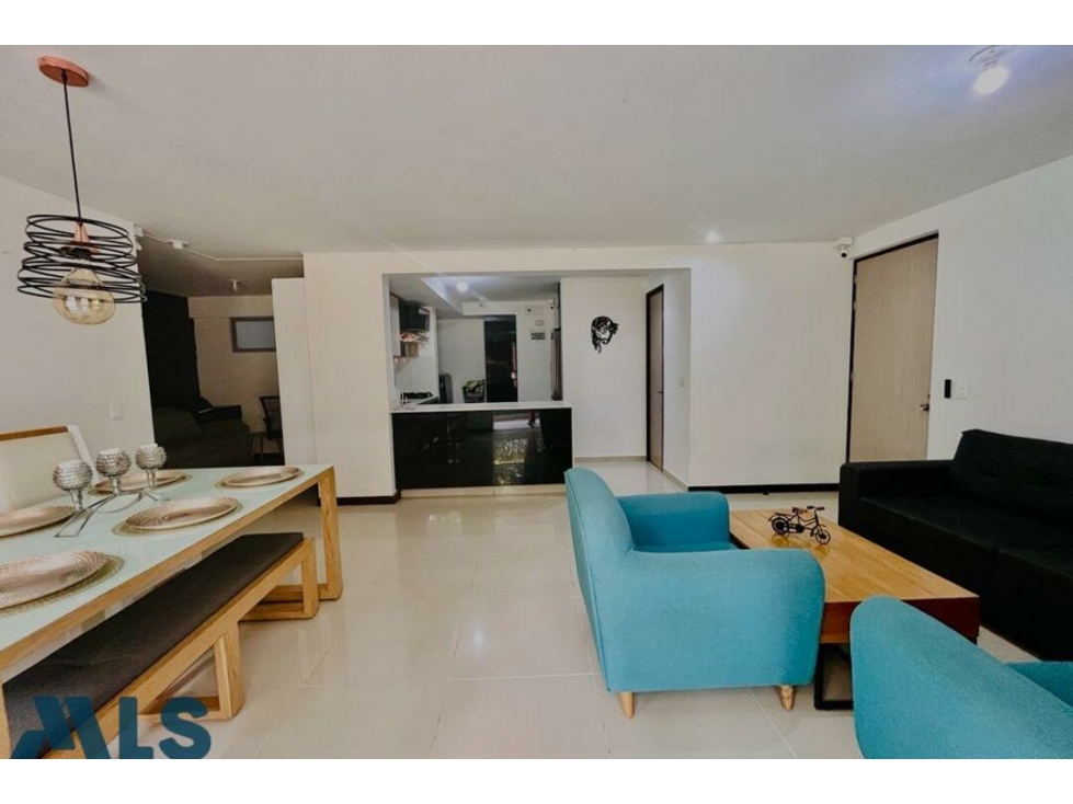 Apartamento en venta en Loma de Los Bernal, Medellín — foto 3