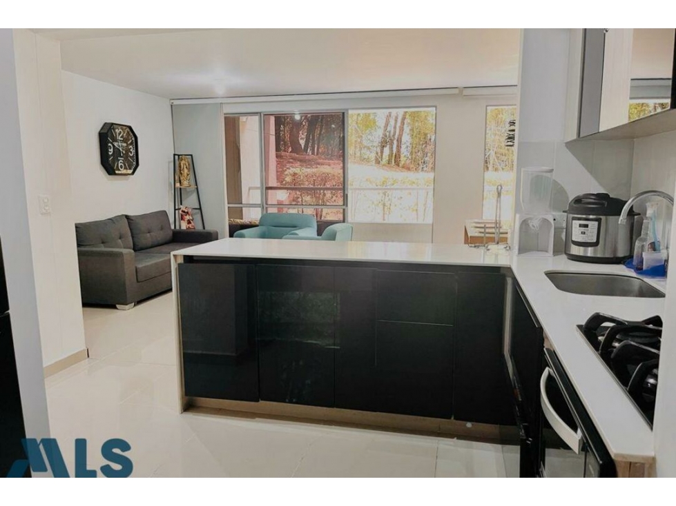 Apartamento en venta en Loma de Los Bernal, Medellín — foto 4