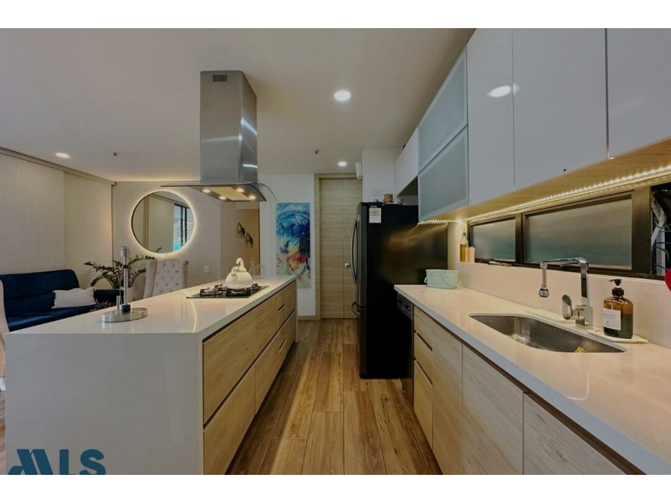 Apartamento en venta en Loma del Escobero, Envigado — foto 3
