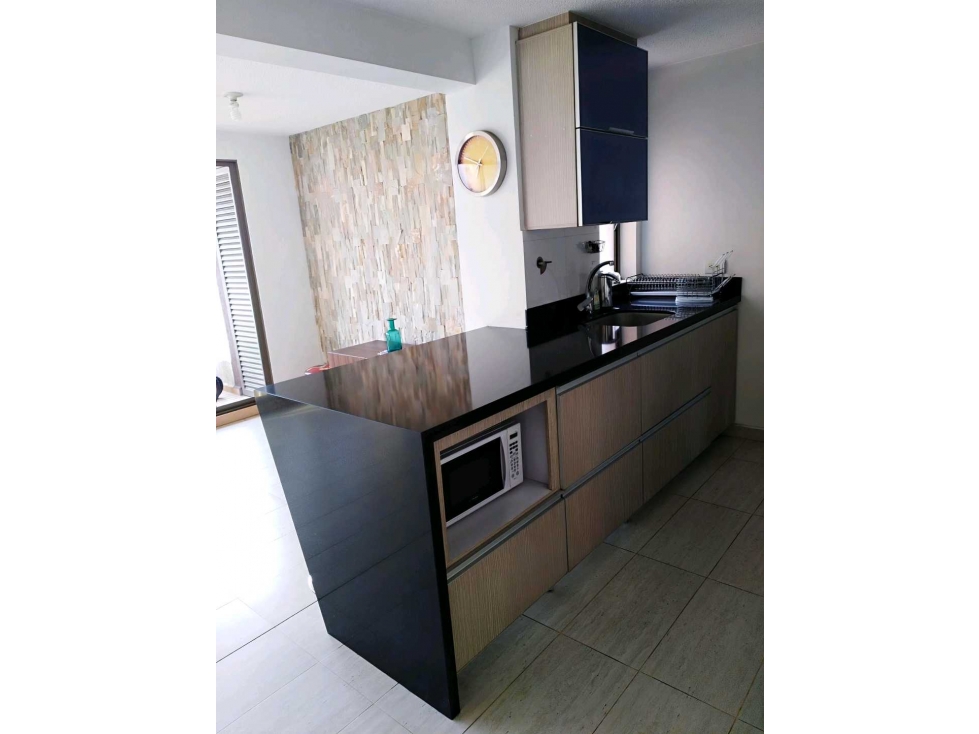 Apartamento En Venta En Loma De Los Bernal — foto 2