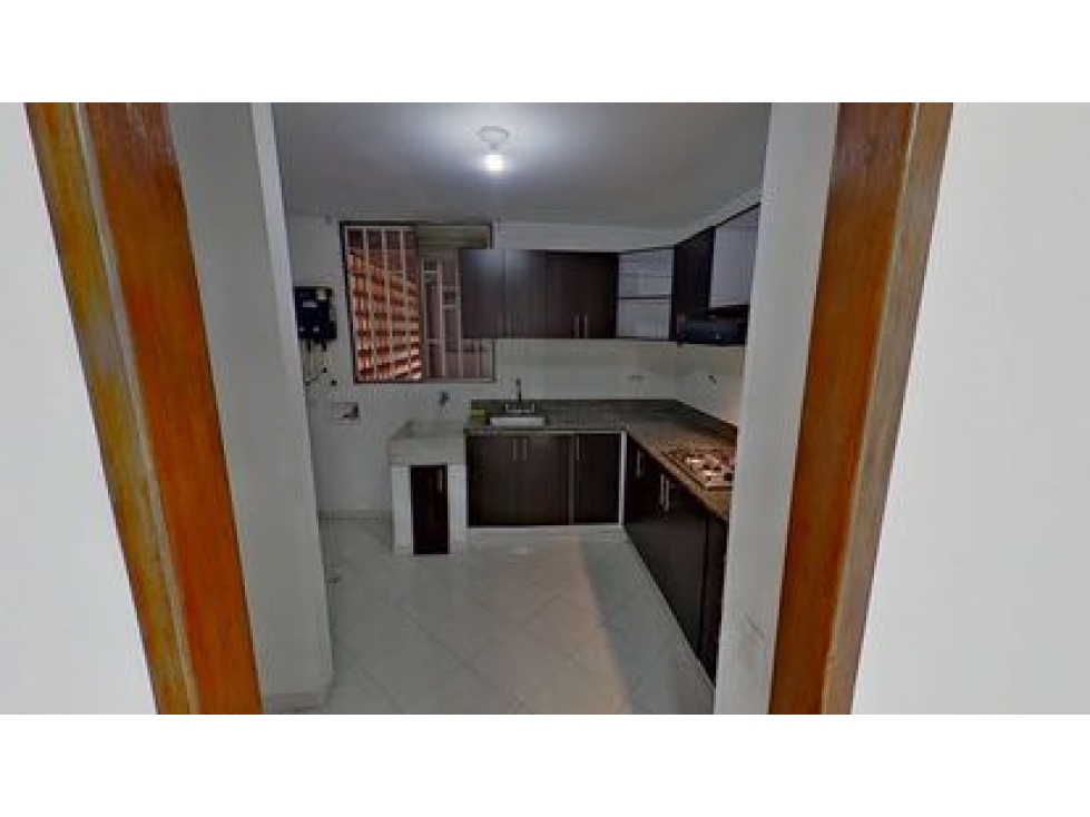 Apartamento en venta en Loma de los Bernal — foto 3