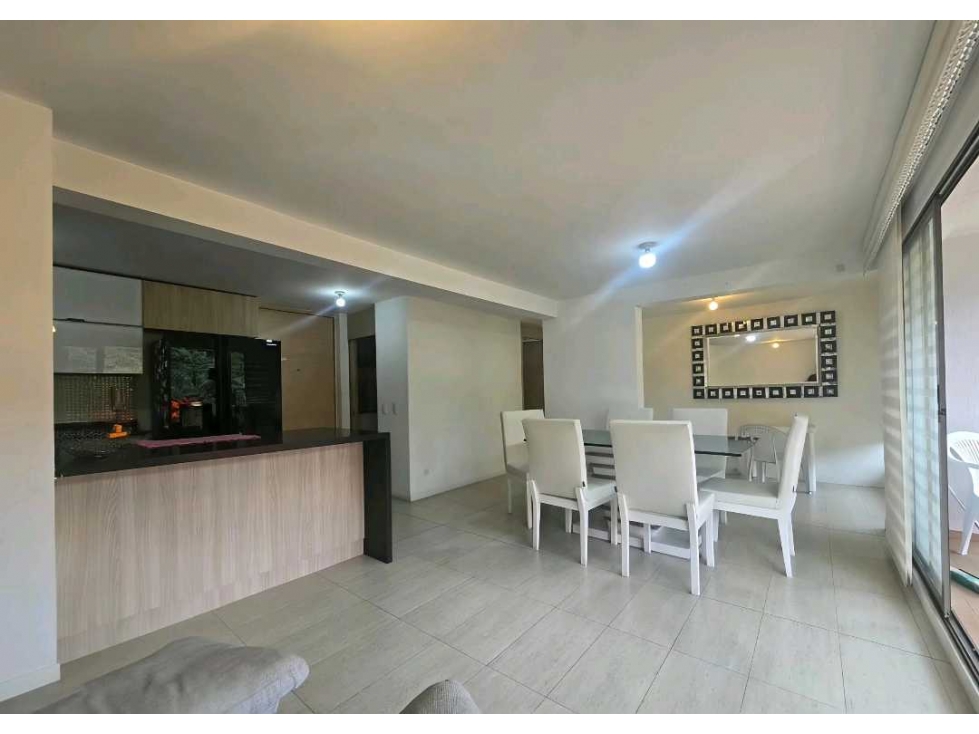 Apartamento En Venta En Loma De Los Bernal — foto 3