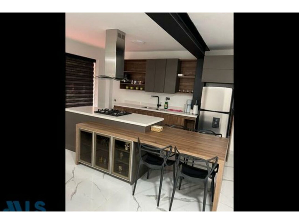 Apartamento en venta en Lorena, Medellín — foto 2