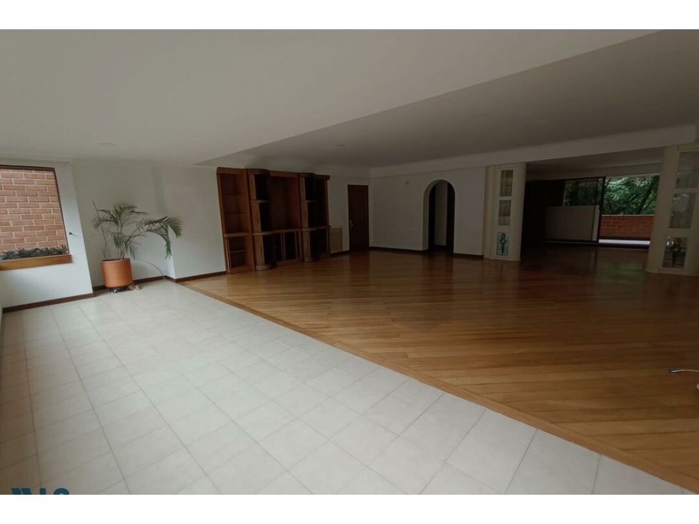 Apartamento en venta en Los Balsos Nº 1, Medellín — foto 2