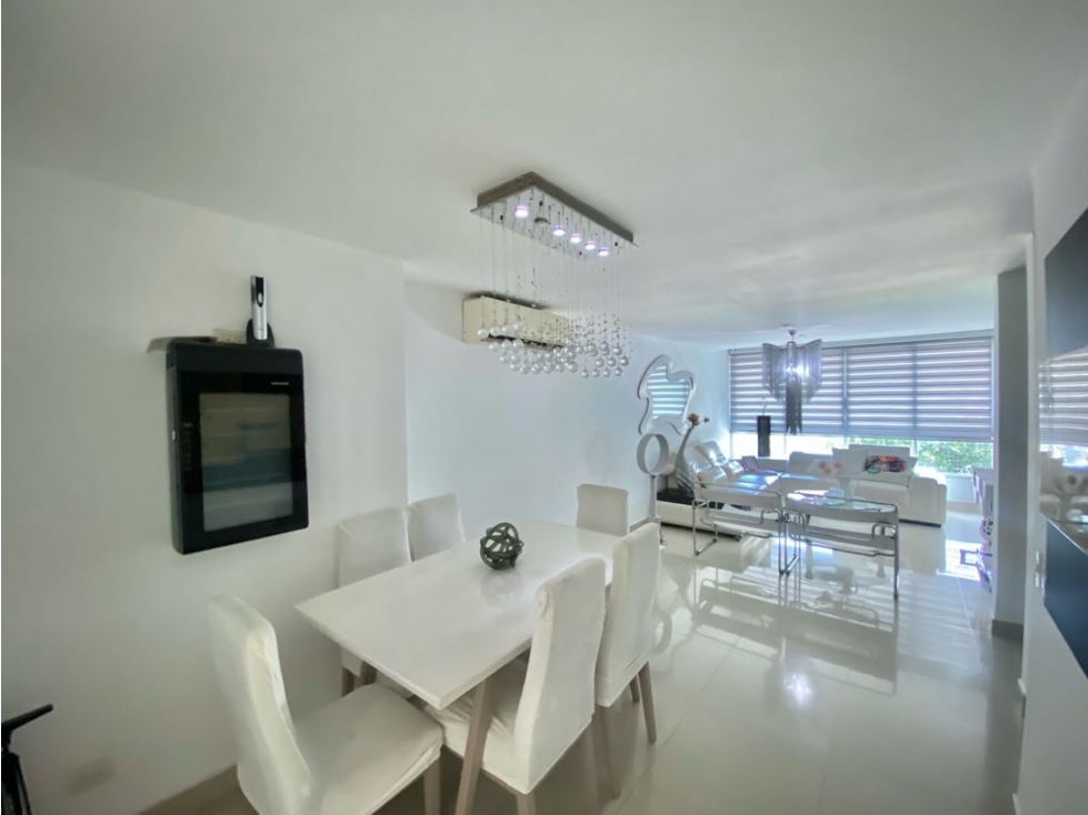 Apartamento en venta en Manga con 2 alcobas y patio privado — foto 4
