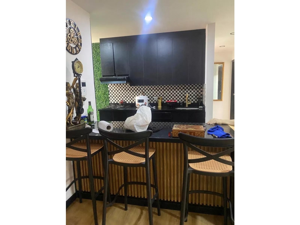Apartamento en venta en Medellín sector Laureles — foto 2